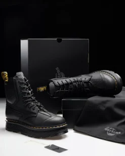 Originals|Platform Boots><noscript><img width=