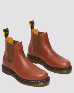 Originals|Chelsea Boots><noscript><img data-lazyloaded=