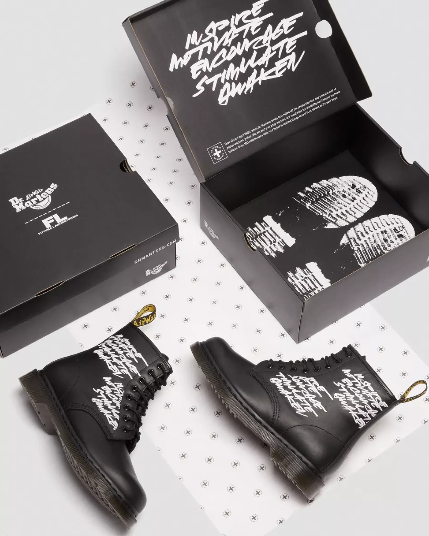 Originals|Ankle Boots>Dr. Martens 1460 Futura Embroidered Leather Lace Up Boots Black — Nappa Leather