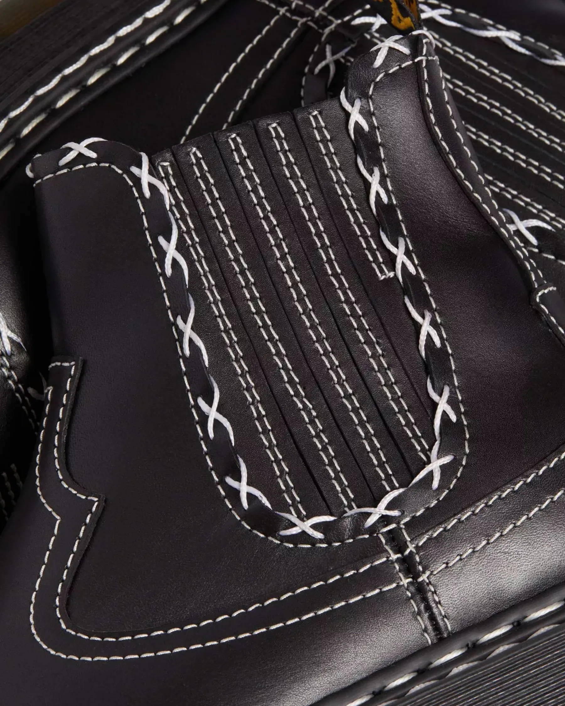 Originals|Platform Boots>Dr. Martens 2976 Gothic Americana Leather Platform Chelsea Boots Black — Wanama