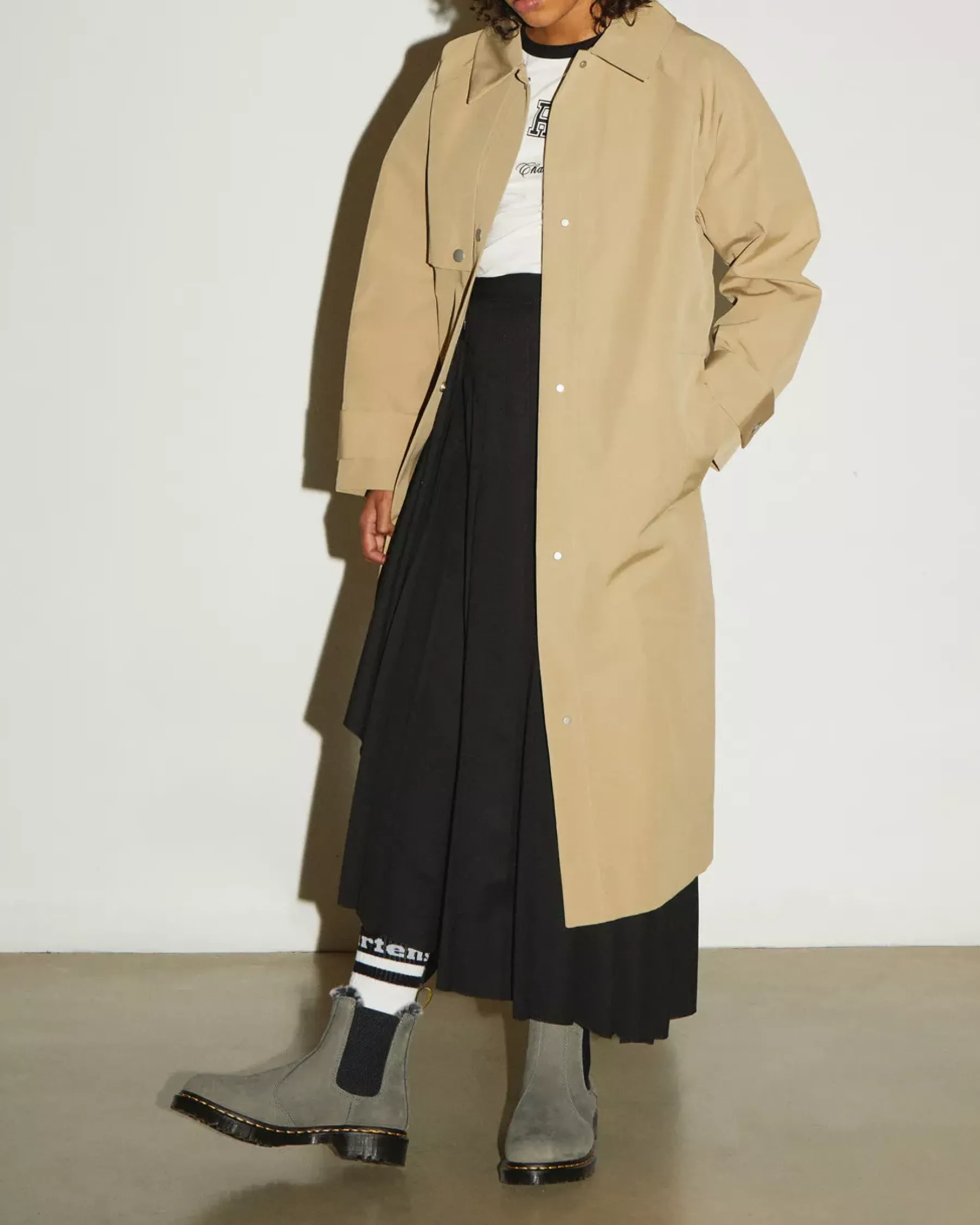 Sale|Winter Boots>Dr. Martens 2976 Leonore Faux Fur Lined Nubuck Chelsea Boots NICKEL GREY — Milled Nubuck Wp