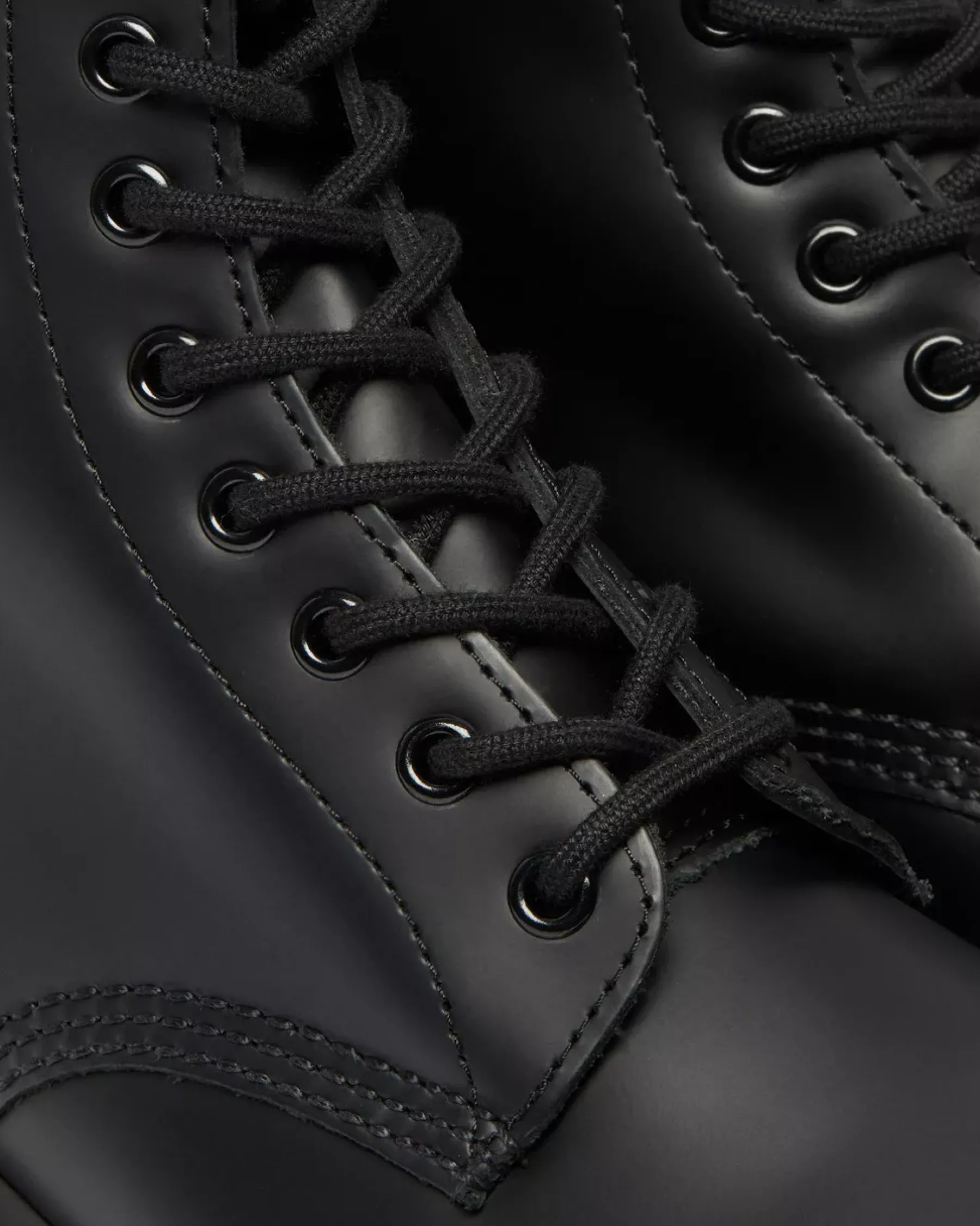Originals|Bestsellers>Dr. Martens 1460 Mono Smooth Leather Lace Up Boots Black — Smooth Leather
