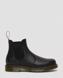 Originals|Chelsea Boots><noscript><img width=