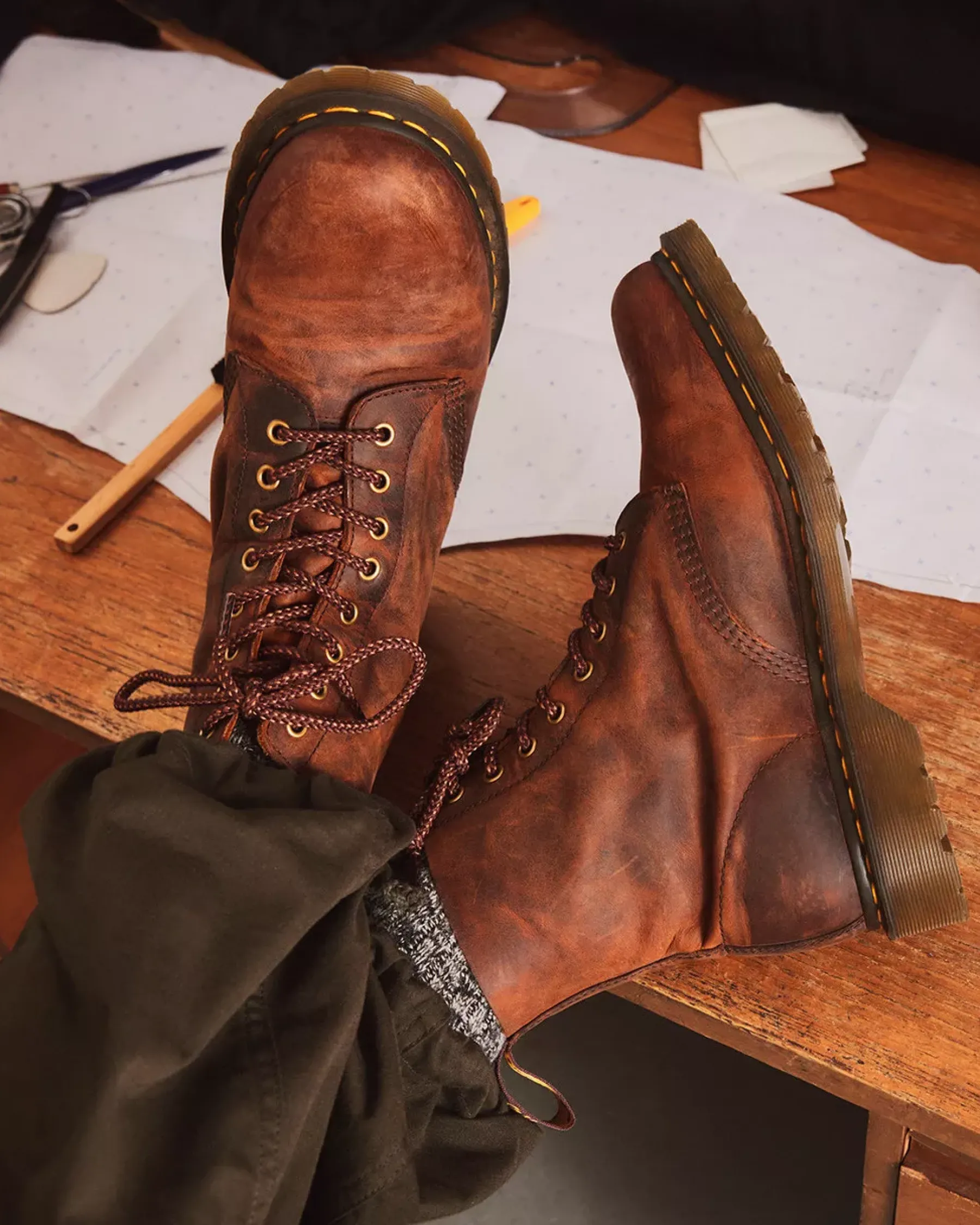 Originals|Ankle Boots>Dr. Martens 1460 Pascal Waxed Full Grain Leather Lace Up Boots Chestnut — Waxed Full Grain