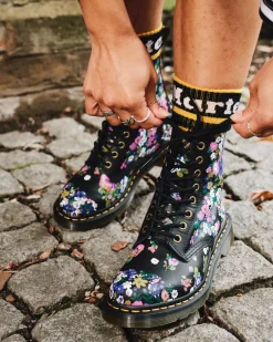 Sale|Ankle Boots>Dr. Martens 1460 Pascal Women's Vintage Floral Leather Lace Up Boots BLACK+MULTI — Vintage Floral Backhand