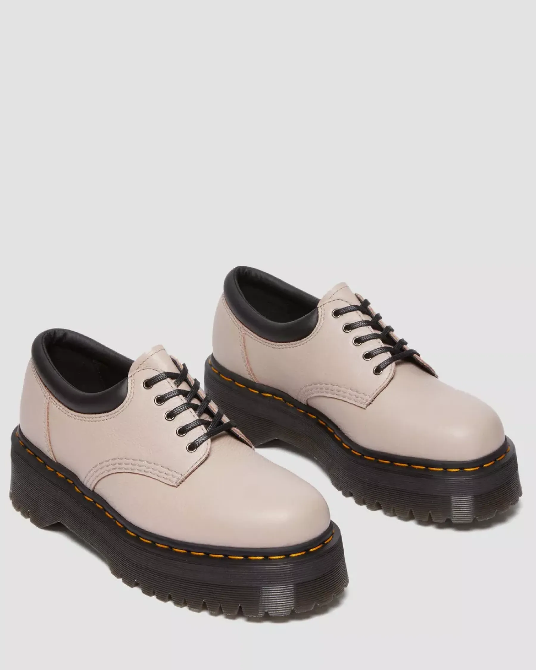 Platform Shoes|Platforms>Dr. Martens 8053 Pisa Leather Platform Casual Shoes VINTAGE TAUPE — Pisa