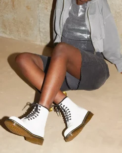 Originals|Ankle Boots>Dr. Martens 1460 Smooth Leather Lace Up Boots White — Smooth Leather