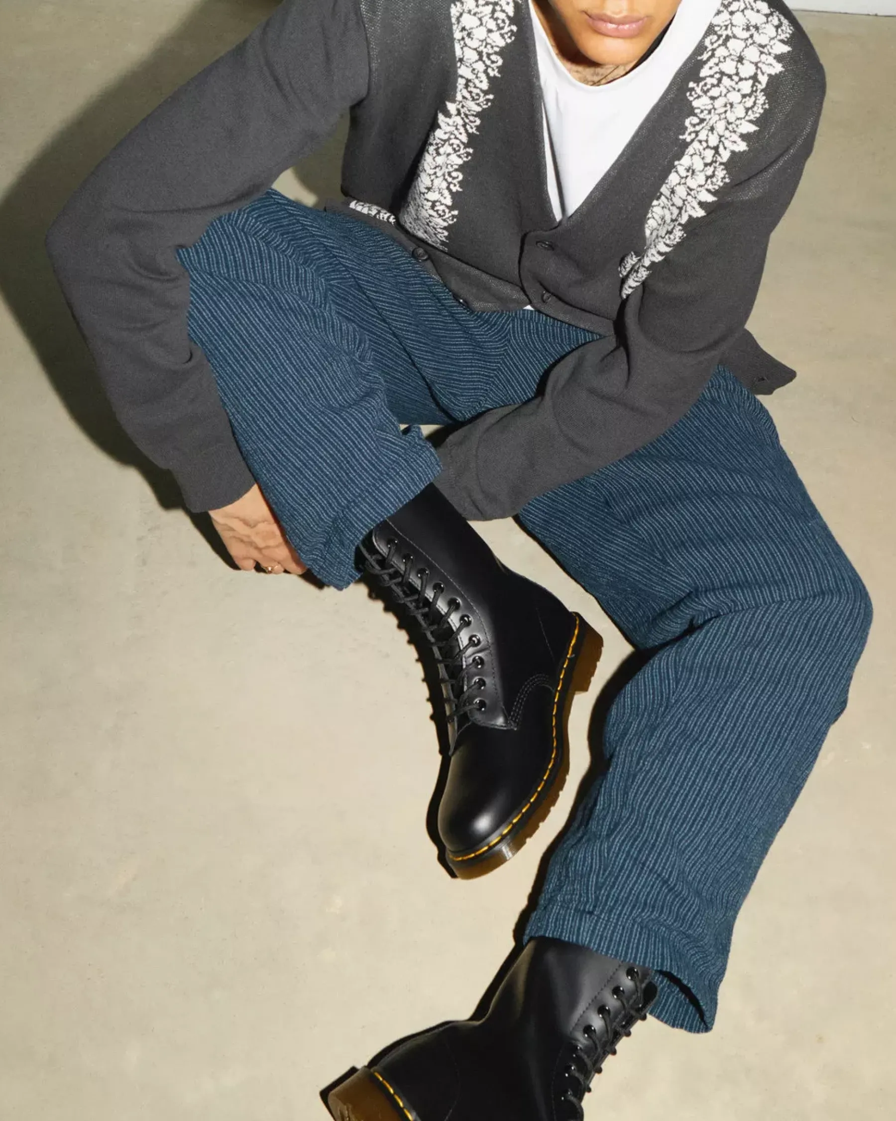 Originals|Ankle Boots>Dr. Martens 1490 Smooth Leather Mid Calf Boots Black — Smooth Leather