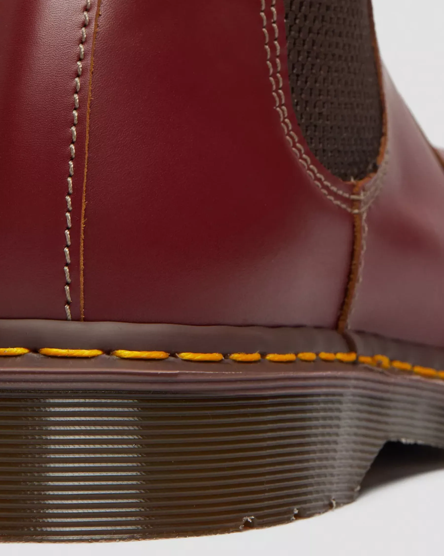 Sale|Originals>Dr. Martens 2976 Vintage Made In England Chelsea Boots Red — Quilon