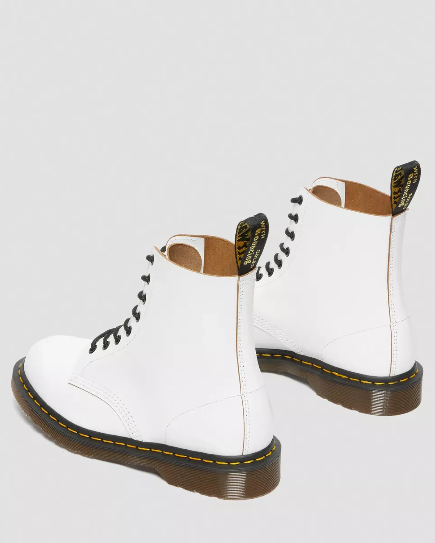 Sale|Originals>Dr. Martens 1460 Vintage Made in England Lace Up Boots White — Quilon