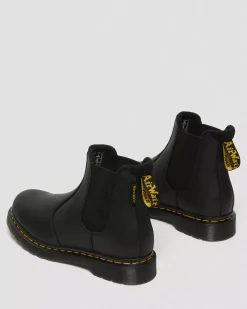 Originals|Winter Boots><noscript><img data-lazyloaded=