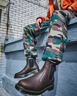 Originals|Winter Boots>Dr. Martens 2976 Warmwair Leather Chelsea Boots Dark Brown — Valor Wp