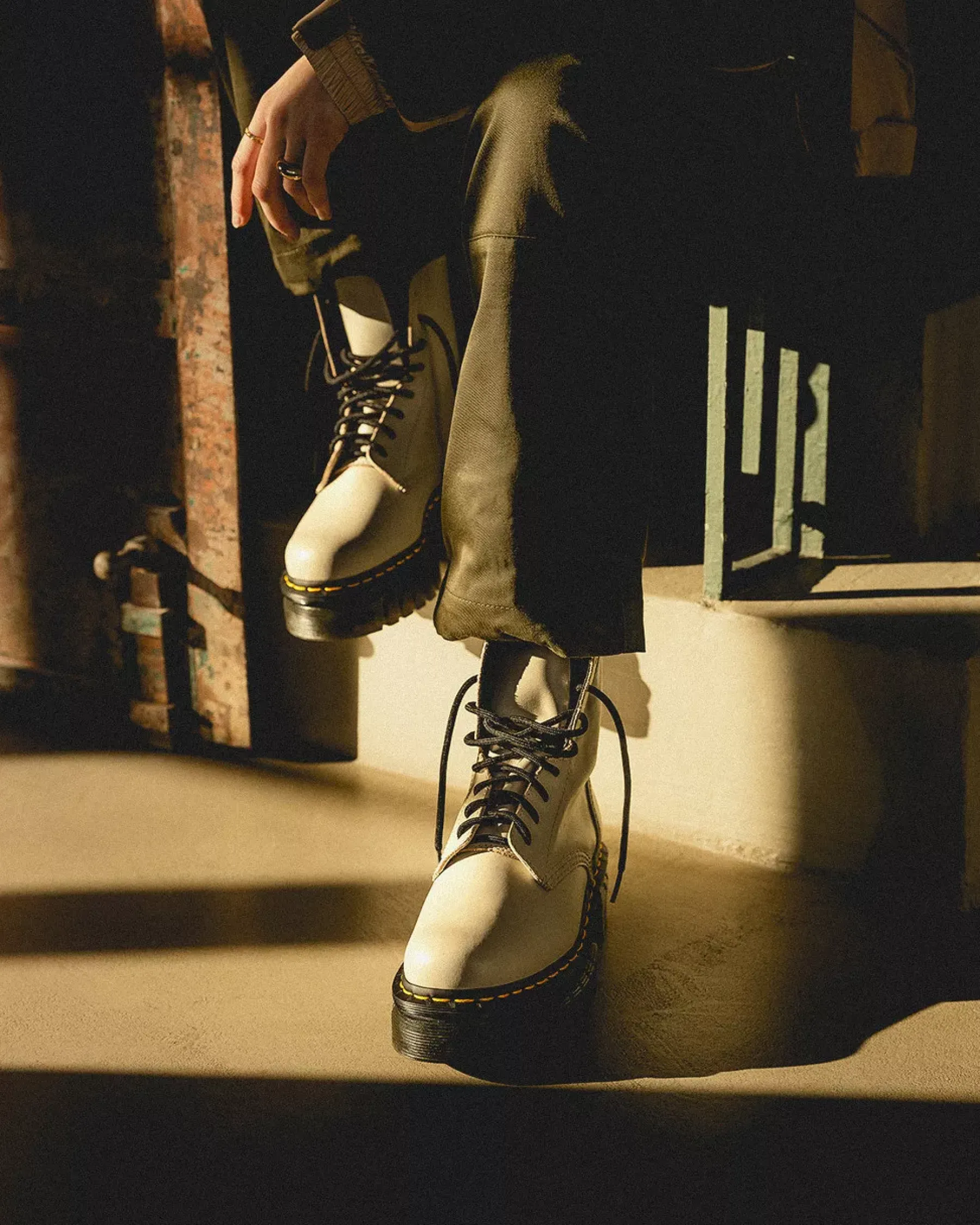 Platform Boots|Ankle Boots>Dr. Martens Audrick Nappa Leather Platform Ankle Boots Cobblestone Grey — Nappa Lux