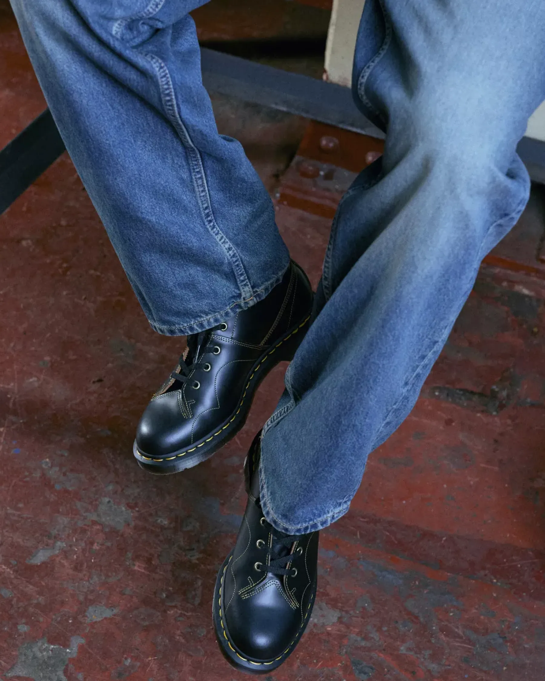Originals|Ankle Boots>Dr. Martens Church Vintage Monkey Boots Black — Vintage Smooth