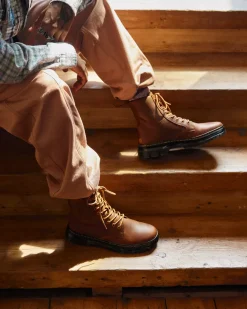 Sale|Casual Boots>Dr. Martens Combs Pull Up Leather Casual Boots WARM TAN — Archive Pull Up