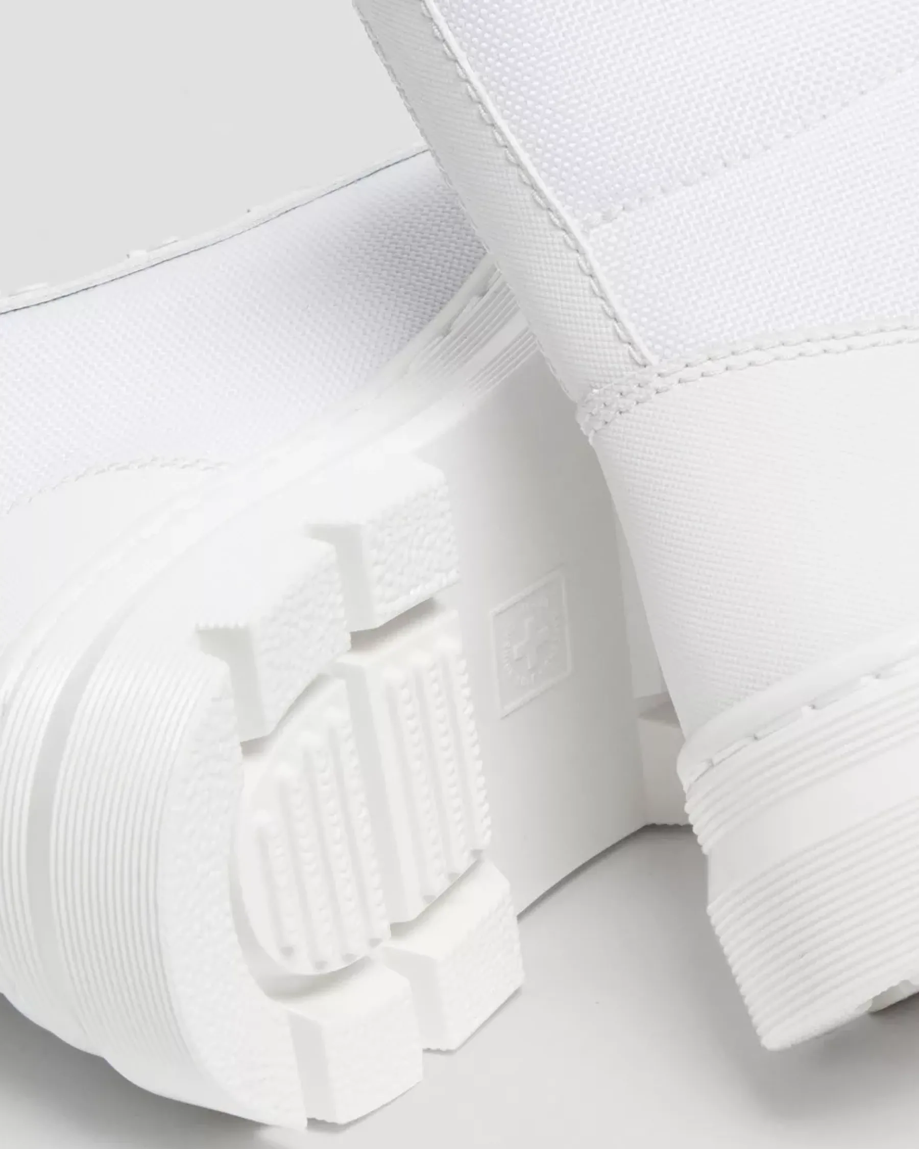 Casual Boots|Ankle Boots>Dr. Martens Combs Women's Poly Casual Boots White — Ajax+Extra Tough Poly