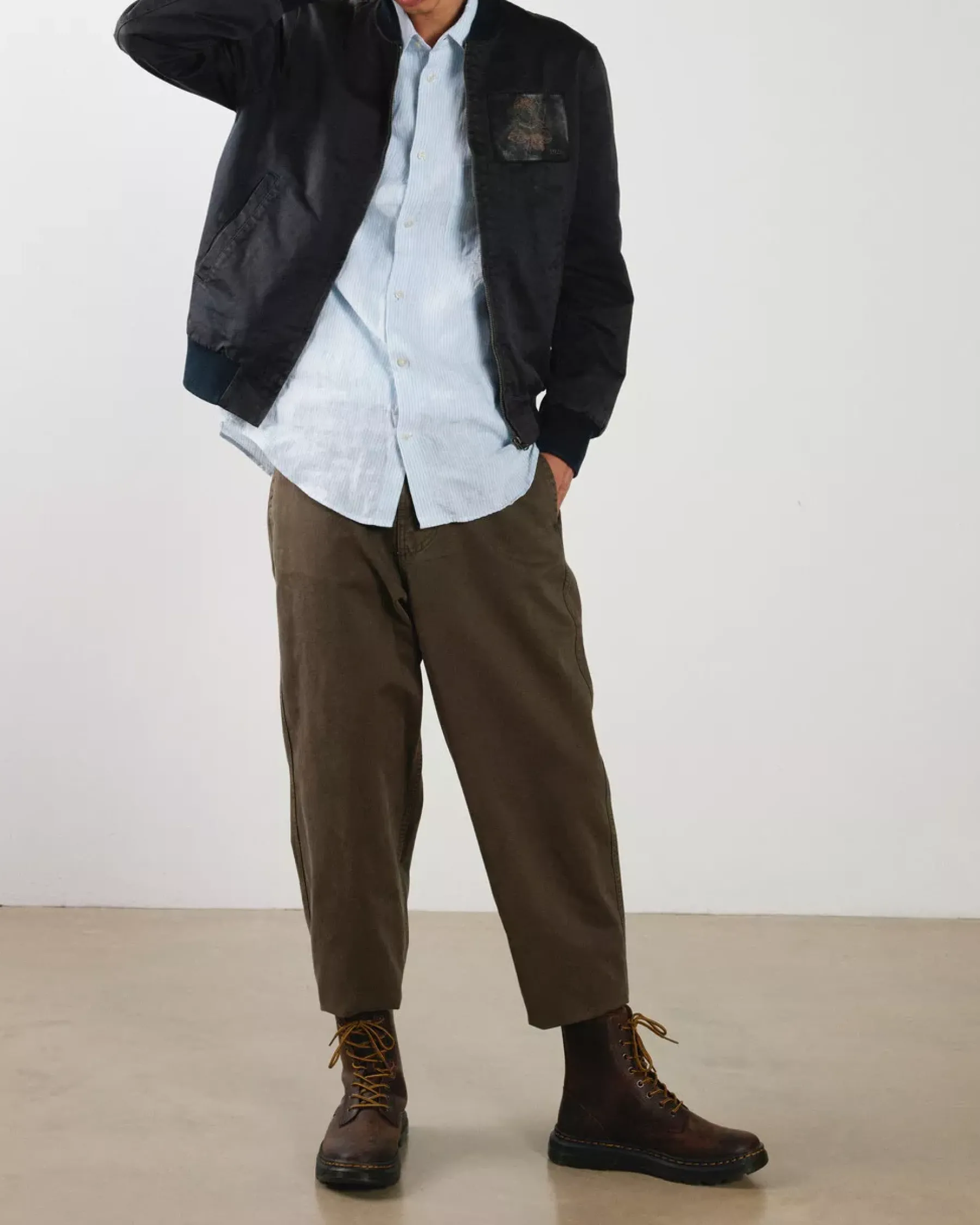 Casual Boots|Ankle Boots>Dr. Martens Crewson Crazy Horse Leather Everyday Boots Dark Brown — Crazy Horse