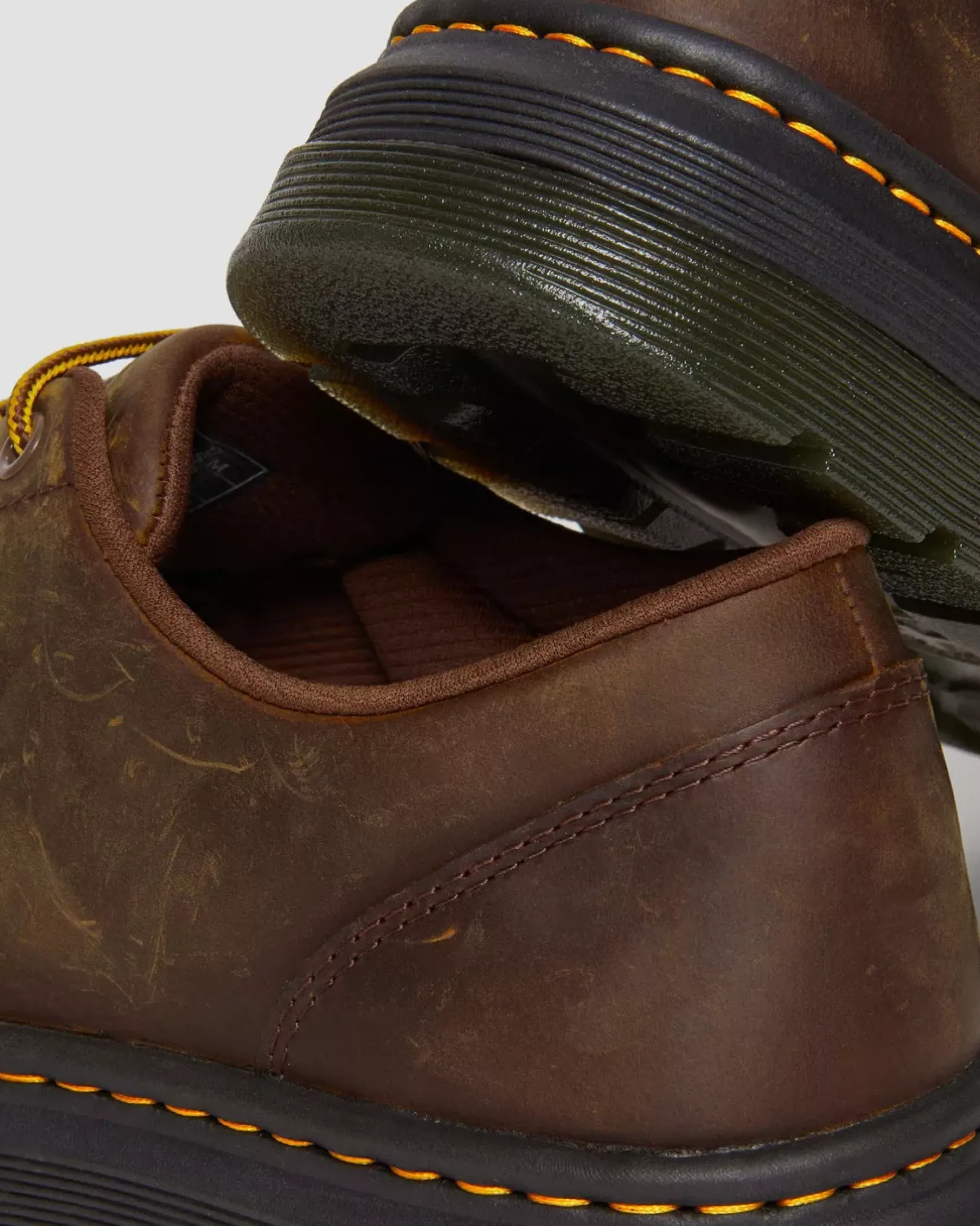 Shoes|Shoes>Dr. Martens Crewson Lo Crazy Horse Leather Casual Shoes Dark Brown — Crazy Horse