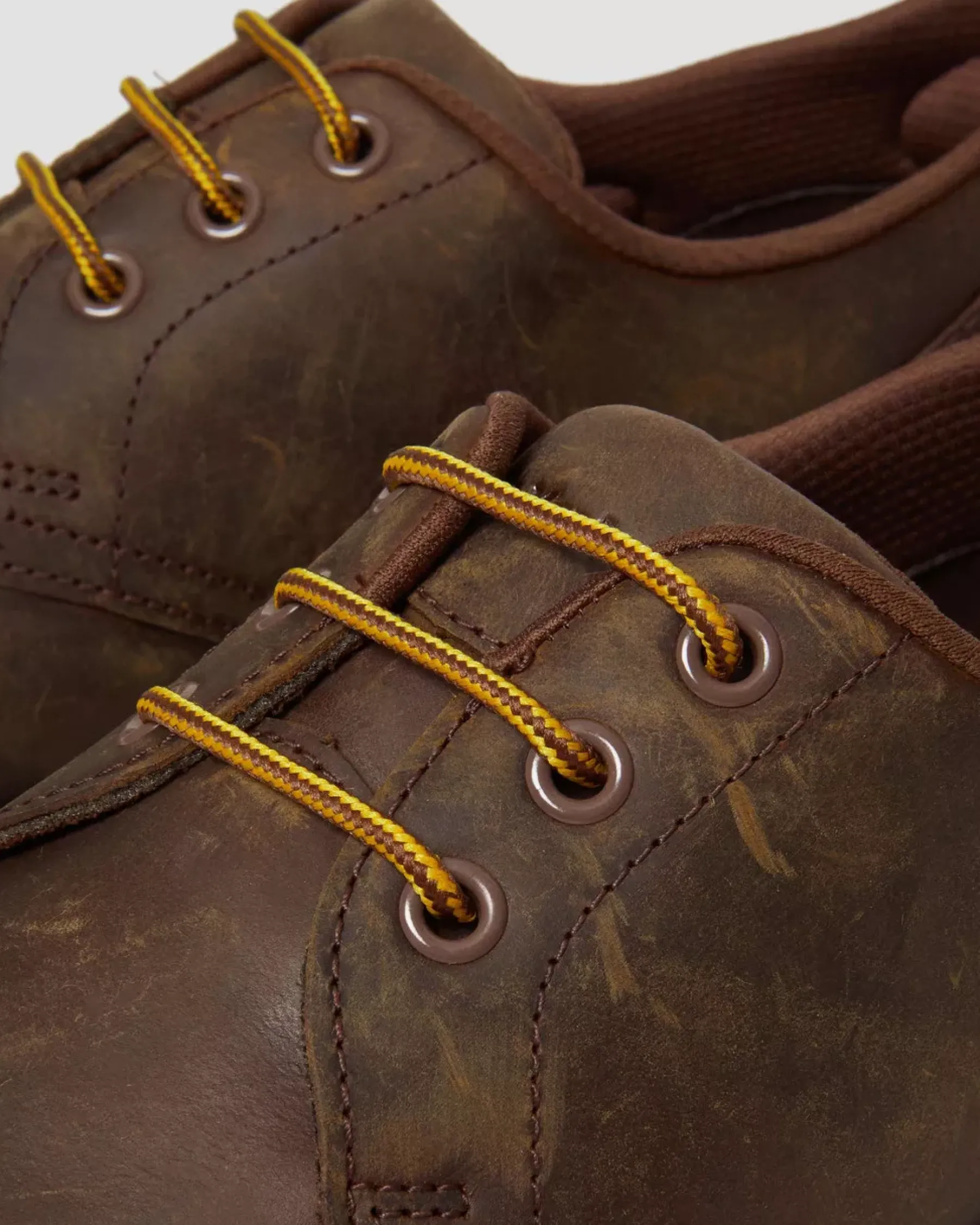 Shoes|Shoes>Dr. Martens Crewson Lo Crazy Horse Leather Casual Shoes Dark Brown — Crazy Horse