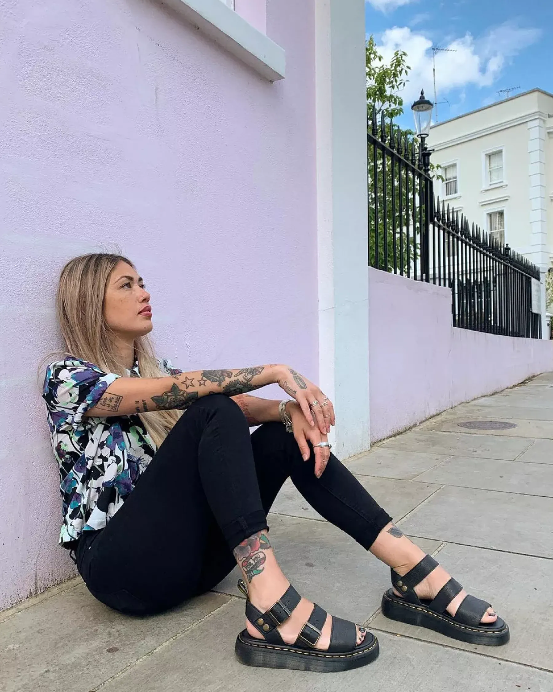 Bestsellers|Platform Sandals>Dr. Martens Gryphon Pisa Leather Platform Sandals Black — Pisa