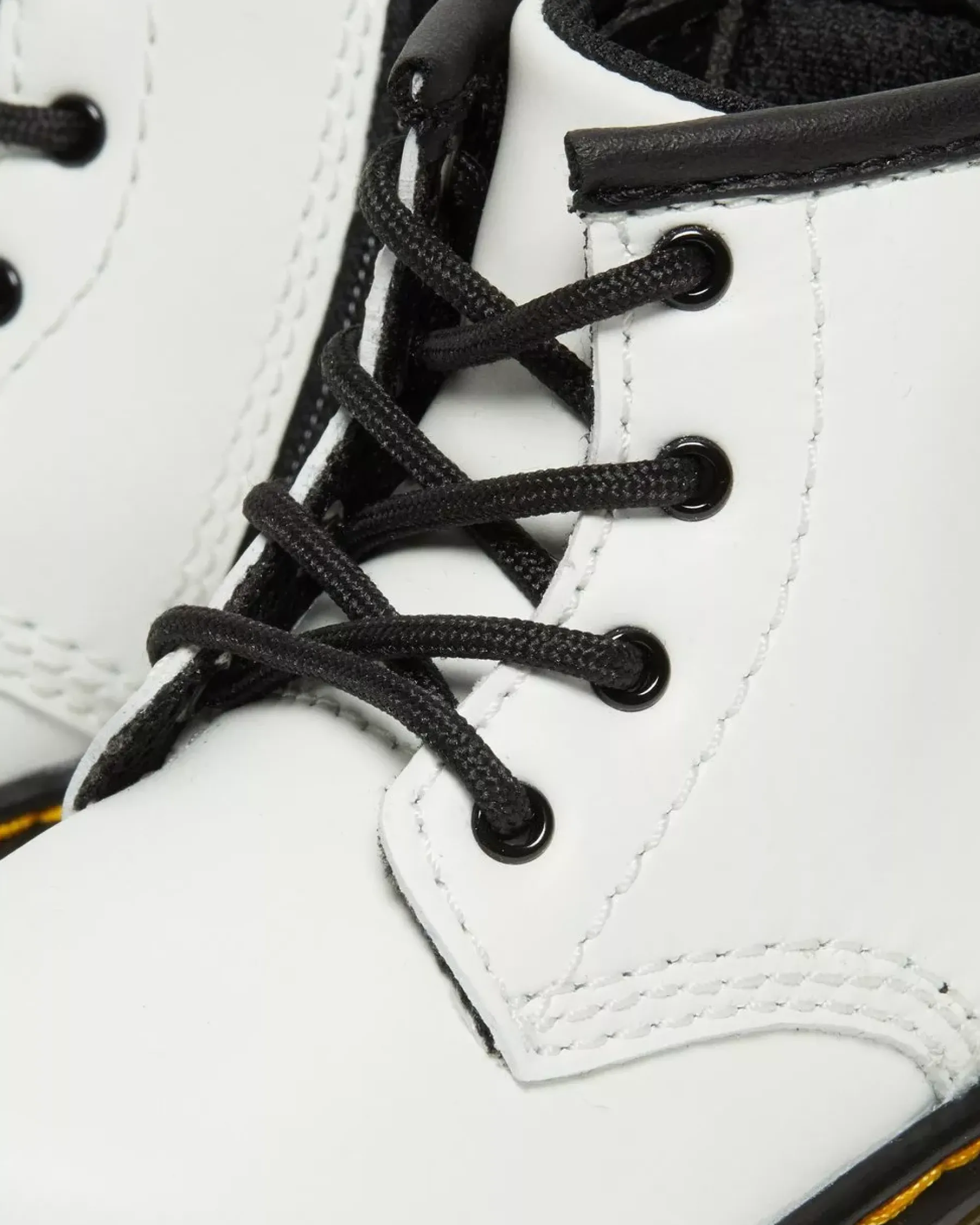 Infant / 0-1 Years|Boots>Dr. Martens Infant 1460 Leather Lace Up Boots White — Romario