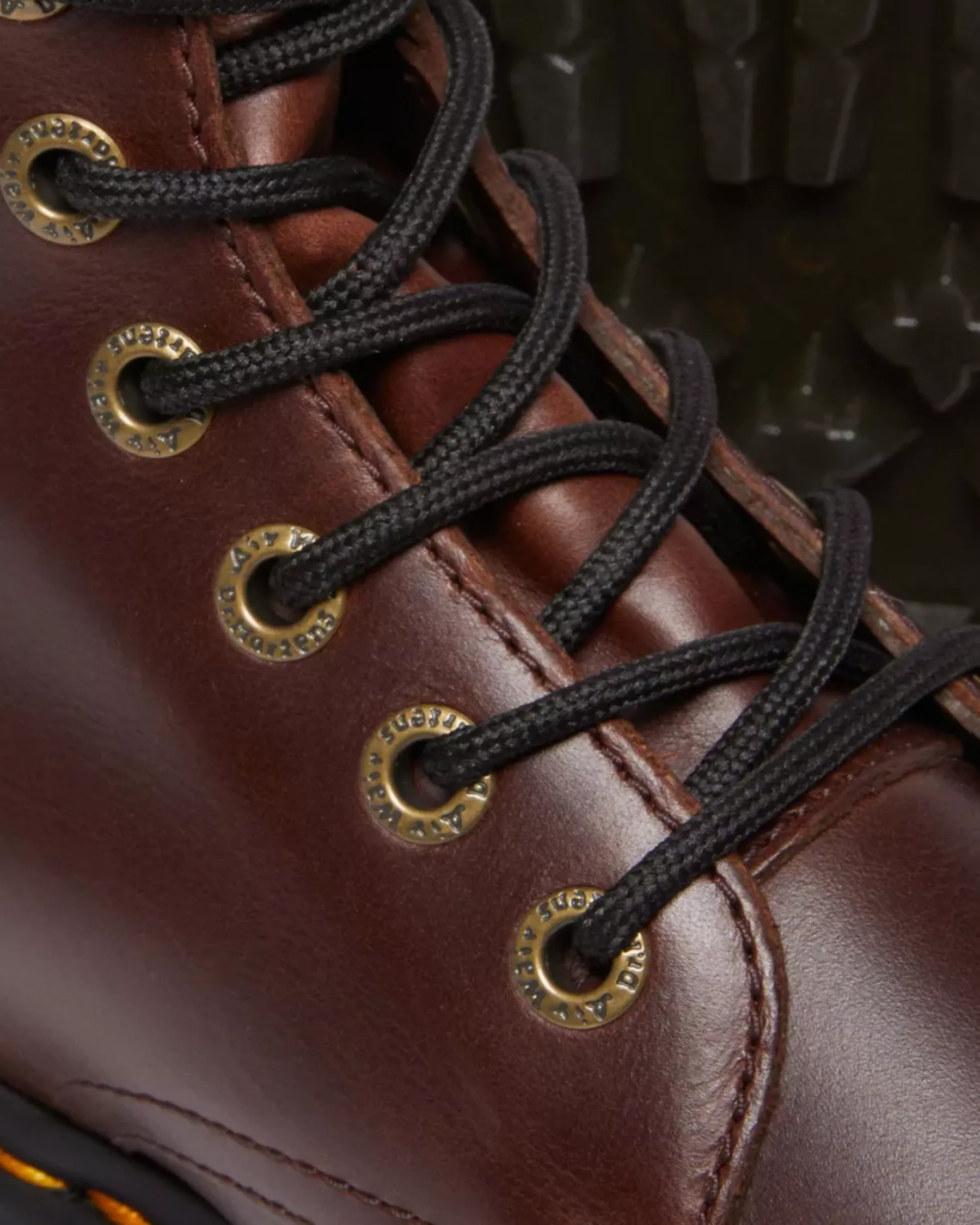 Platform Boots|Ankle Boots>Dr. Martens Jadon Boot Pull Up Leather Platforms Dark Brown