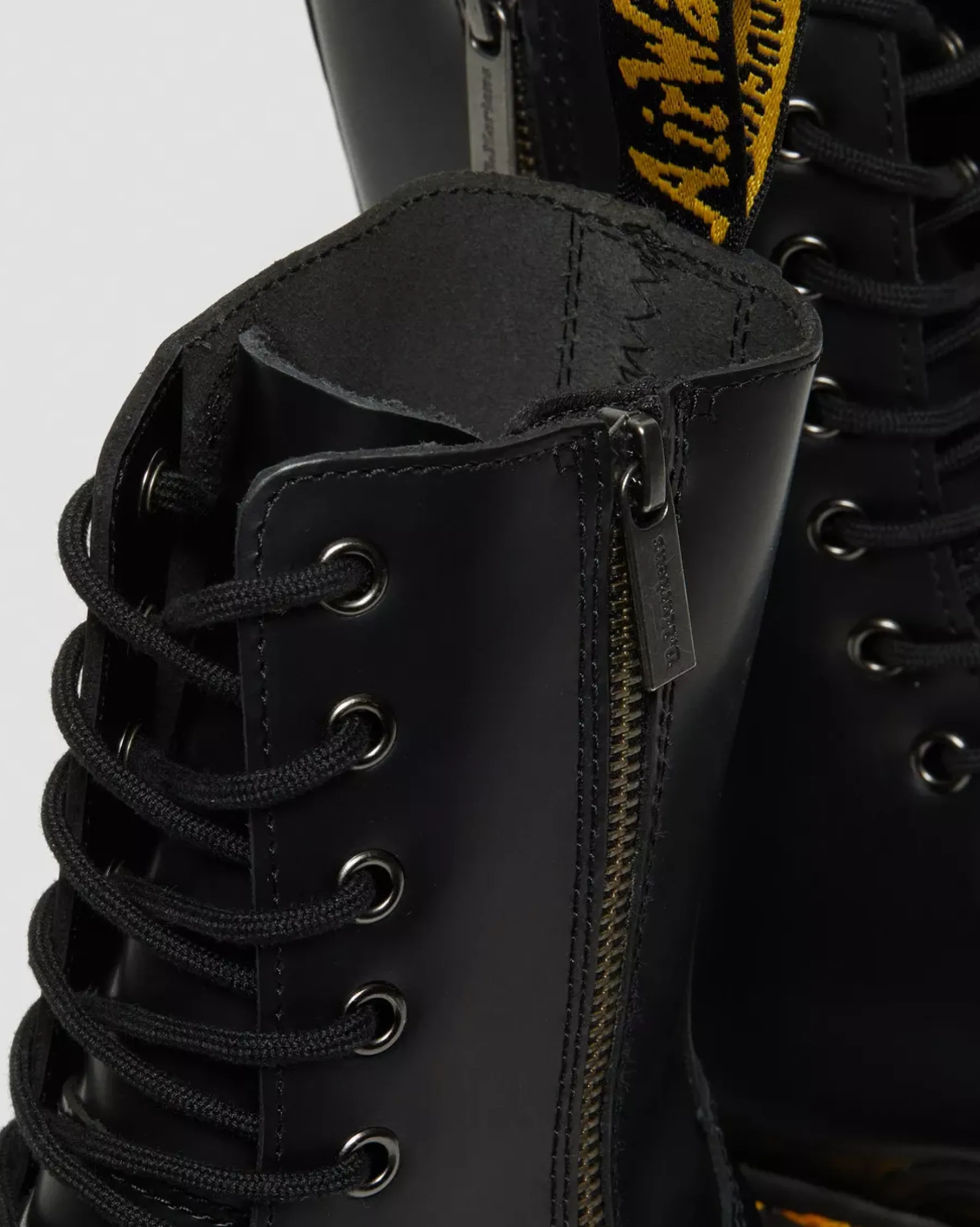 Sale|Platforms>Dr. Martens Jadon Hi Boot Smooth Leather Platforms Black — Polished Smooth