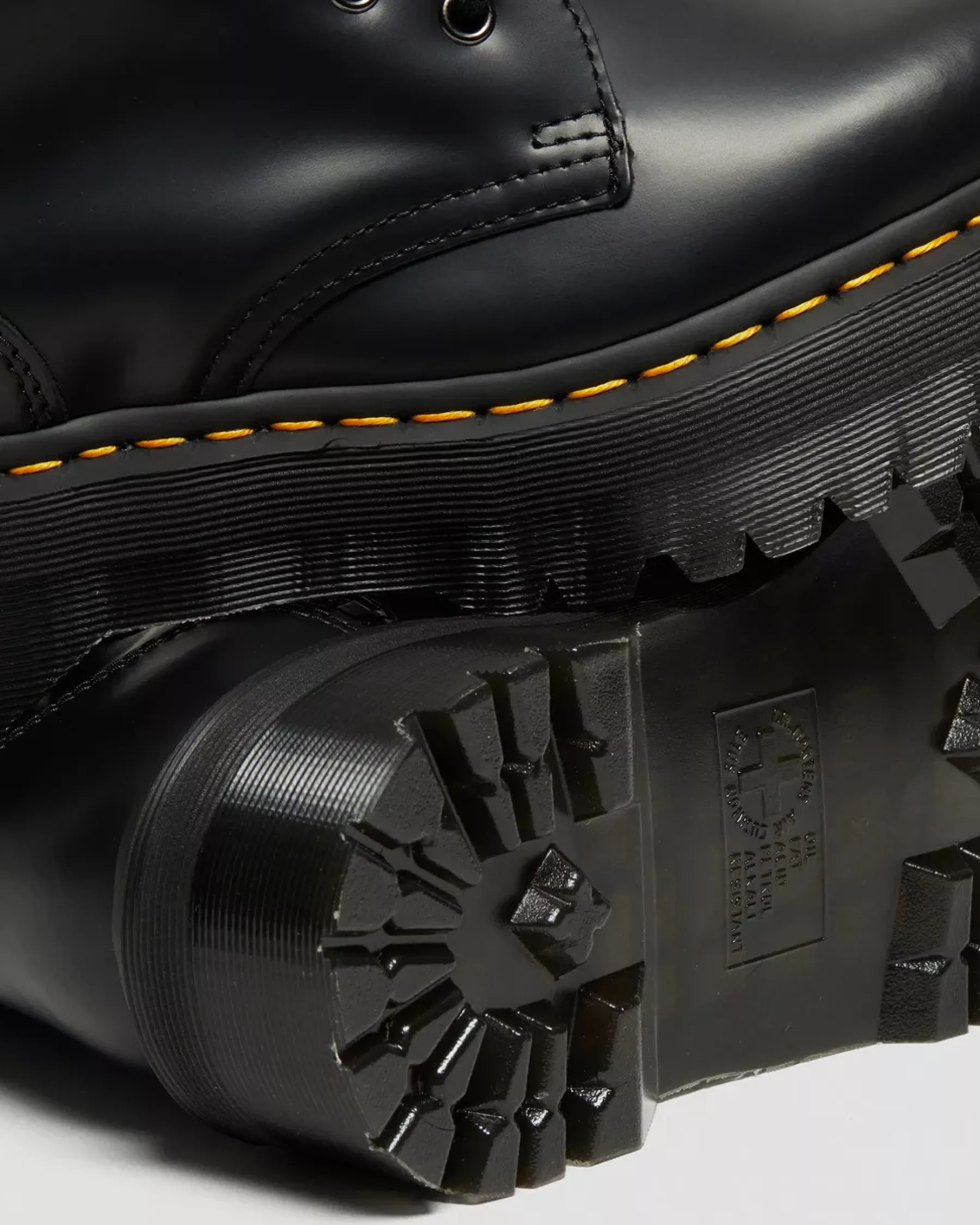 Sale|Platforms>Dr. Martens Jadon Hi Boot Smooth Leather Platforms Black — Polished Smooth