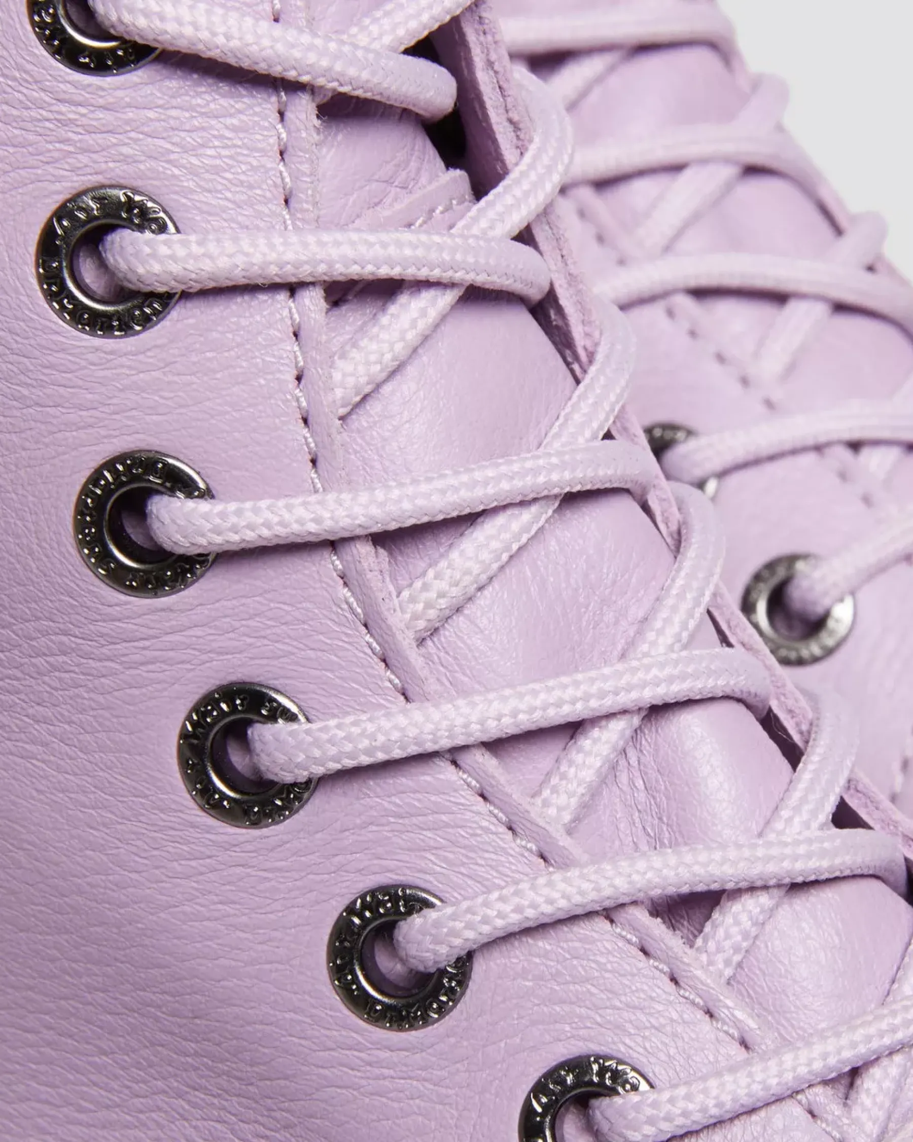 Sale|Platform Boots>Dr. Martens Jadon III Boot Pisa Leather Platforms Lilac — Pisa