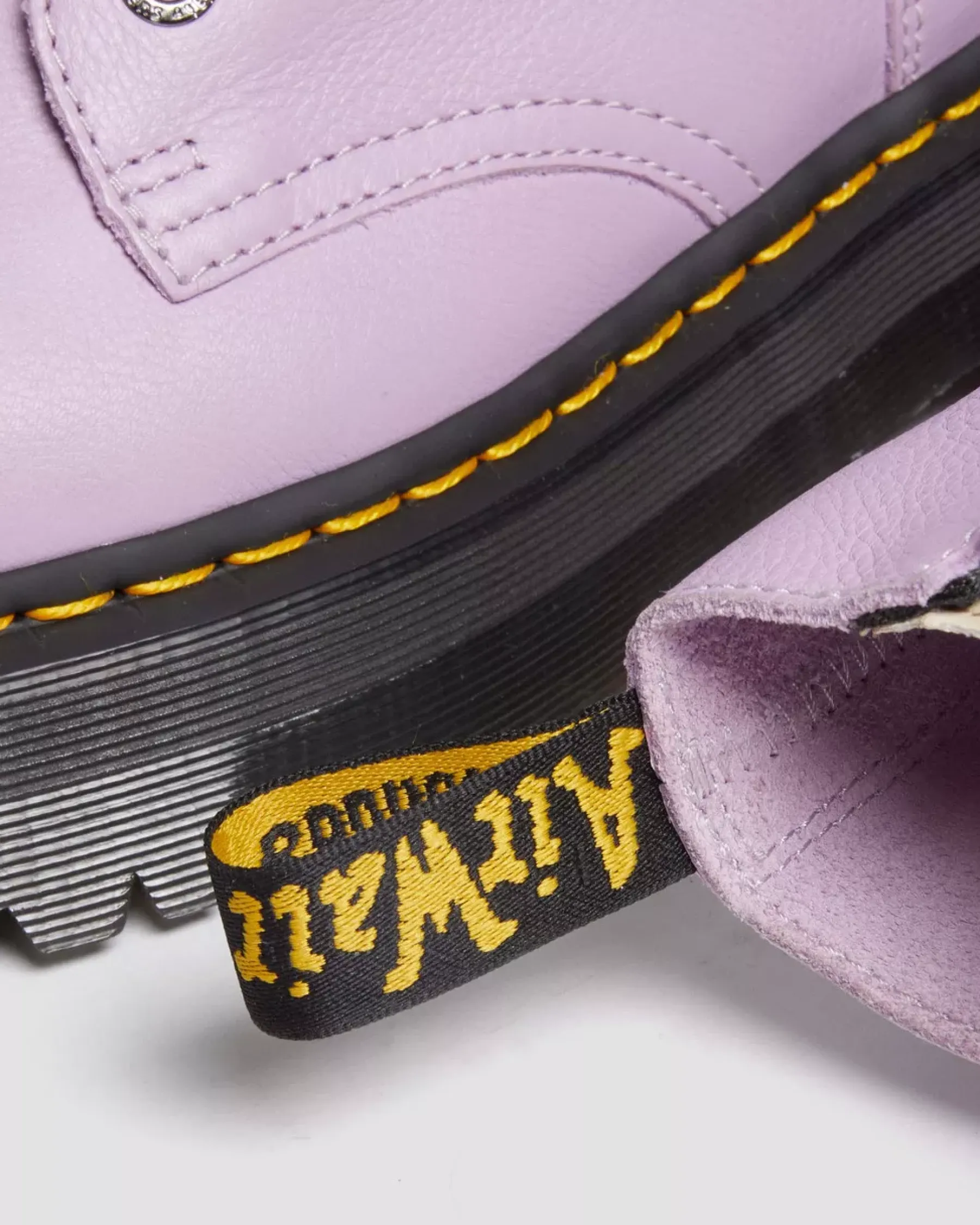 Sale|Platform Boots>Dr. Martens Jadon III Boot Pisa Leather Platforms Lilac — Pisa
