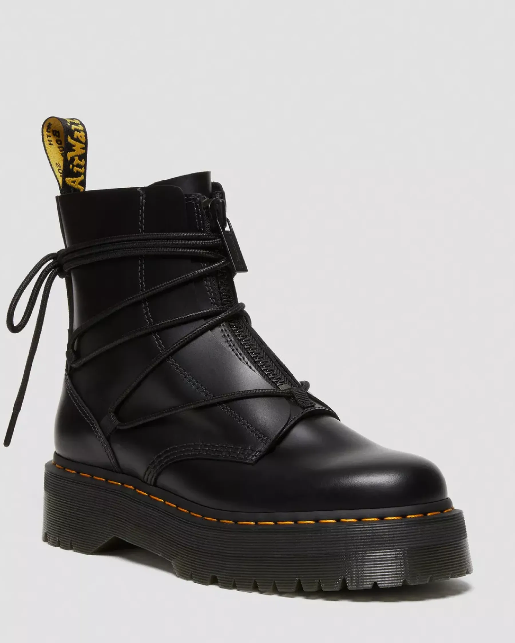 Platform Boots|Ankle Boots>Dr. Martens Jarrick II Laced Leather Platform Boots Black — Smooth+Paris