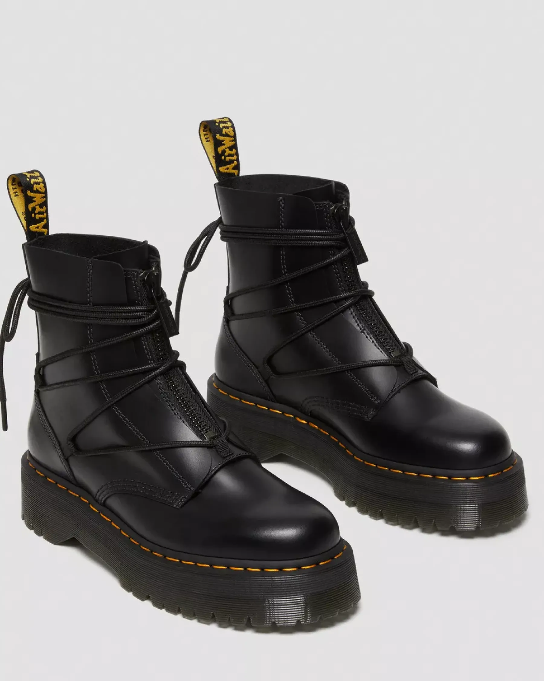 Platform Boots|Ankle Boots>Dr. Martens Jarrick II Laced Leather Platform Boots Black — Smooth+Paris