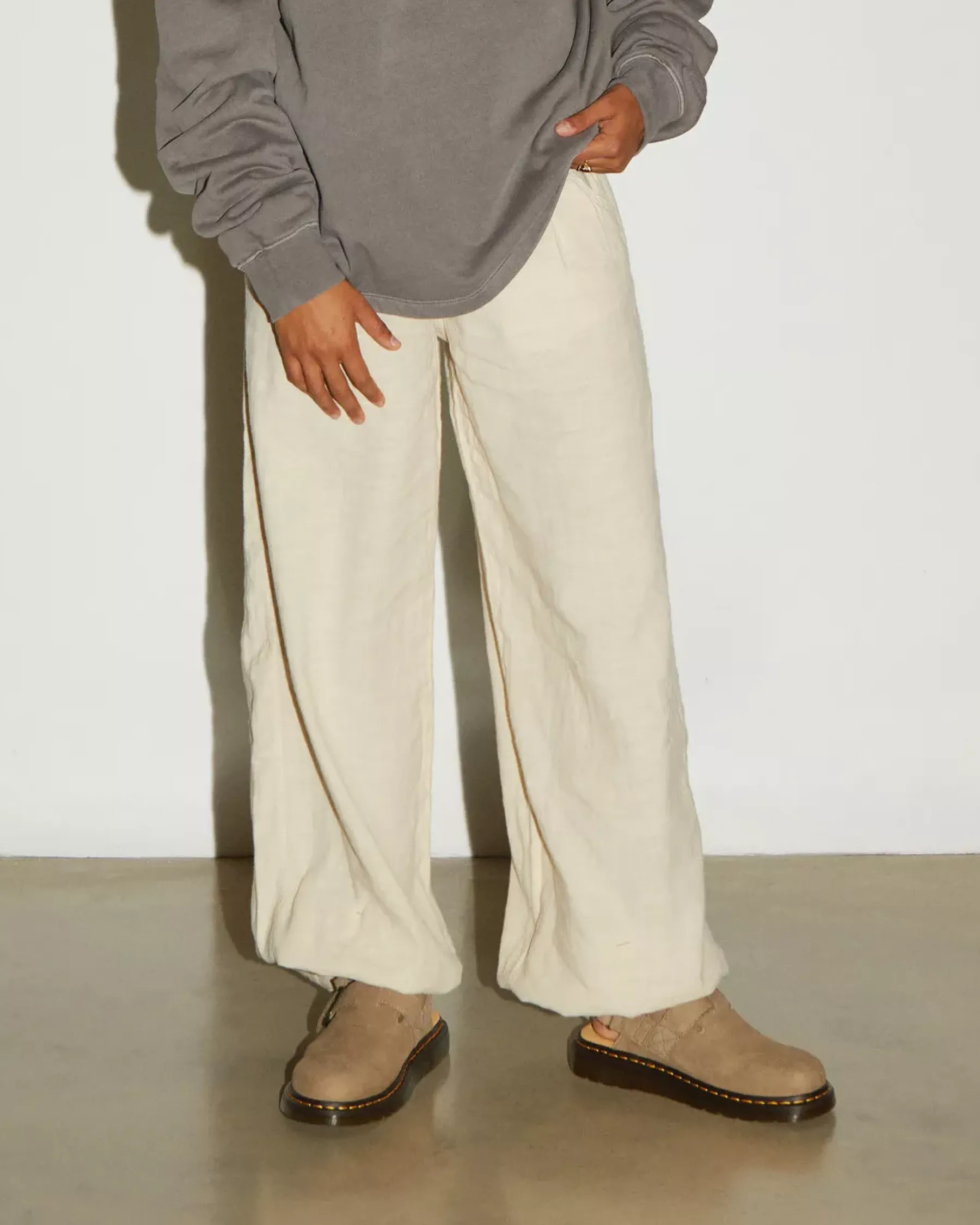 Mules & Slides|Sandals>Dr. Martens Jorge II Tumbled Nubuck Leather Slingback Mules Savannah Tan — Tumbled Nubuck