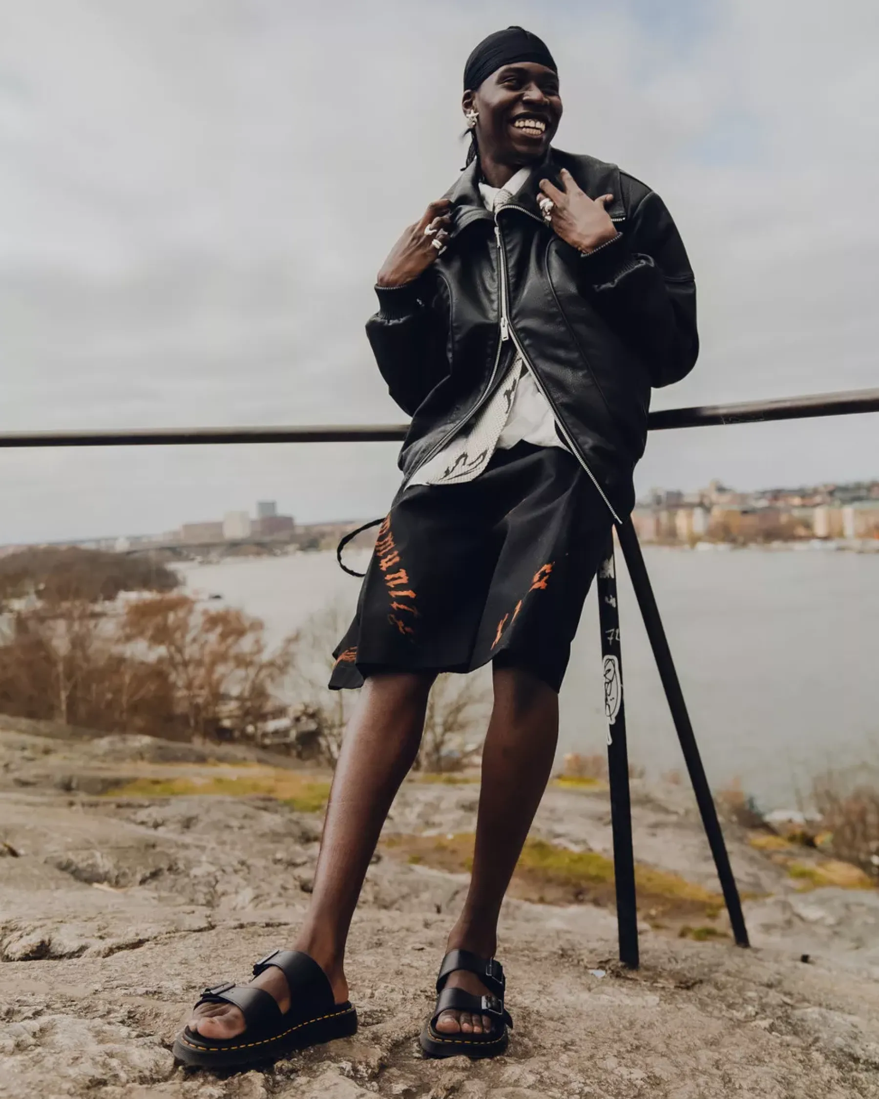 Sandals|Sandals>Dr. Martens Josef Analine Leather Buckle Slide Sandals Black — Aniline