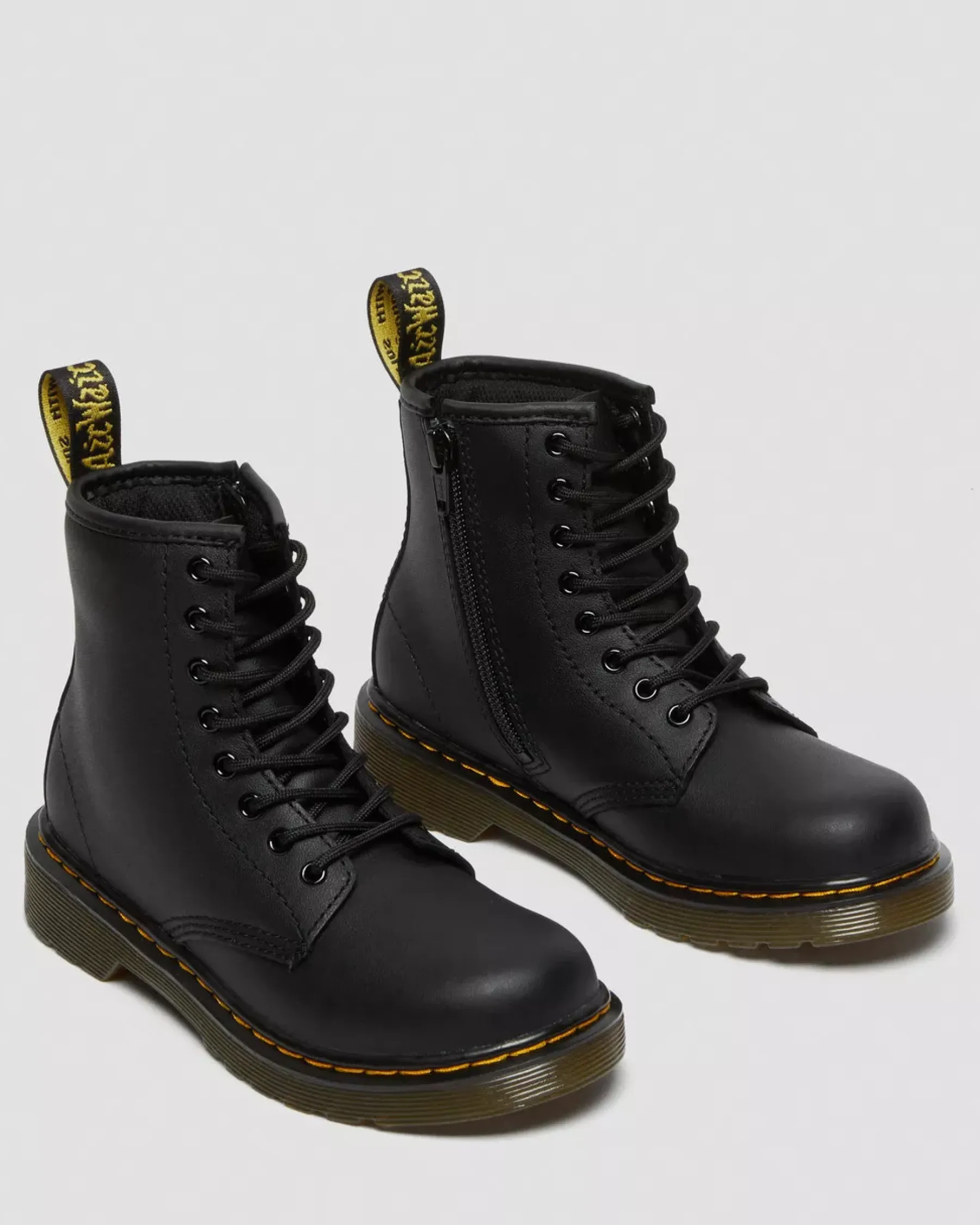 School Styles|Junior / 5-7 Years>Dr. Martens Junior 1460 Softy T Leather Lace Up Boots Black — Softy T