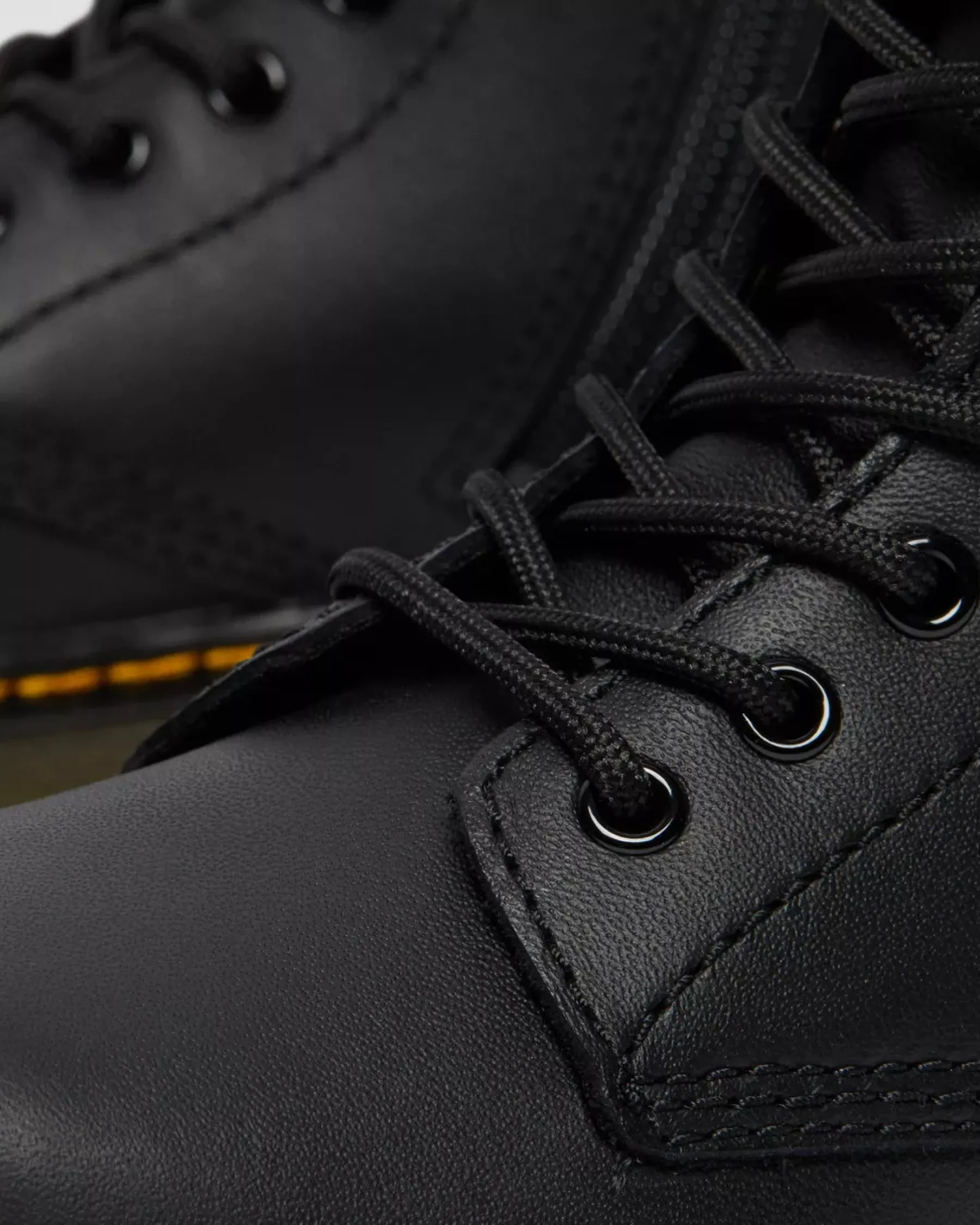 School Styles|Junior / 5-7 Years>Dr. Martens Junior 1460 Softy T Leather Lace Up Boots Black — Softy T