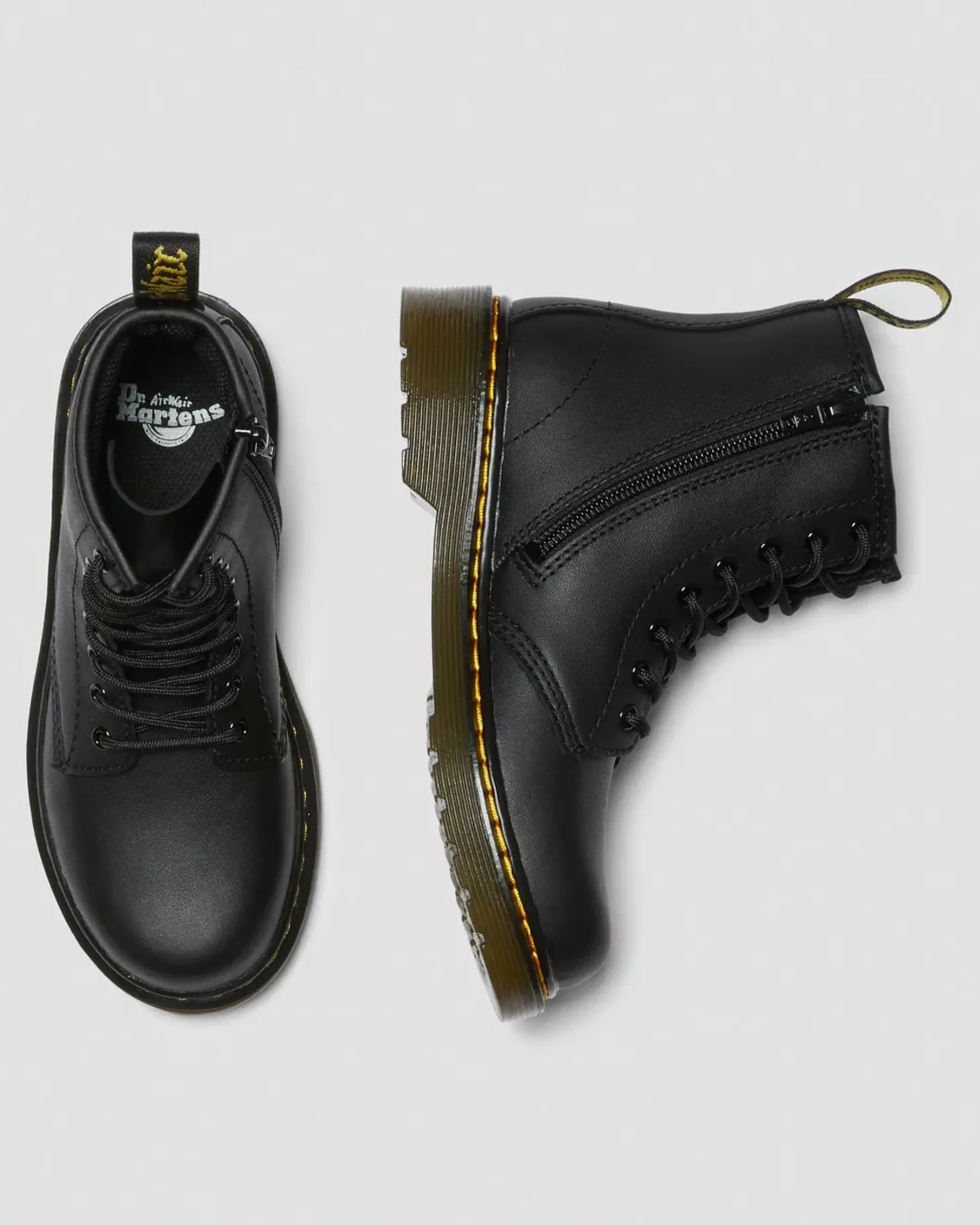 School Styles|Junior / 5-7 Years>Dr. Martens Junior 1460 Softy T Leather Lace Up Boots Black — Softy T