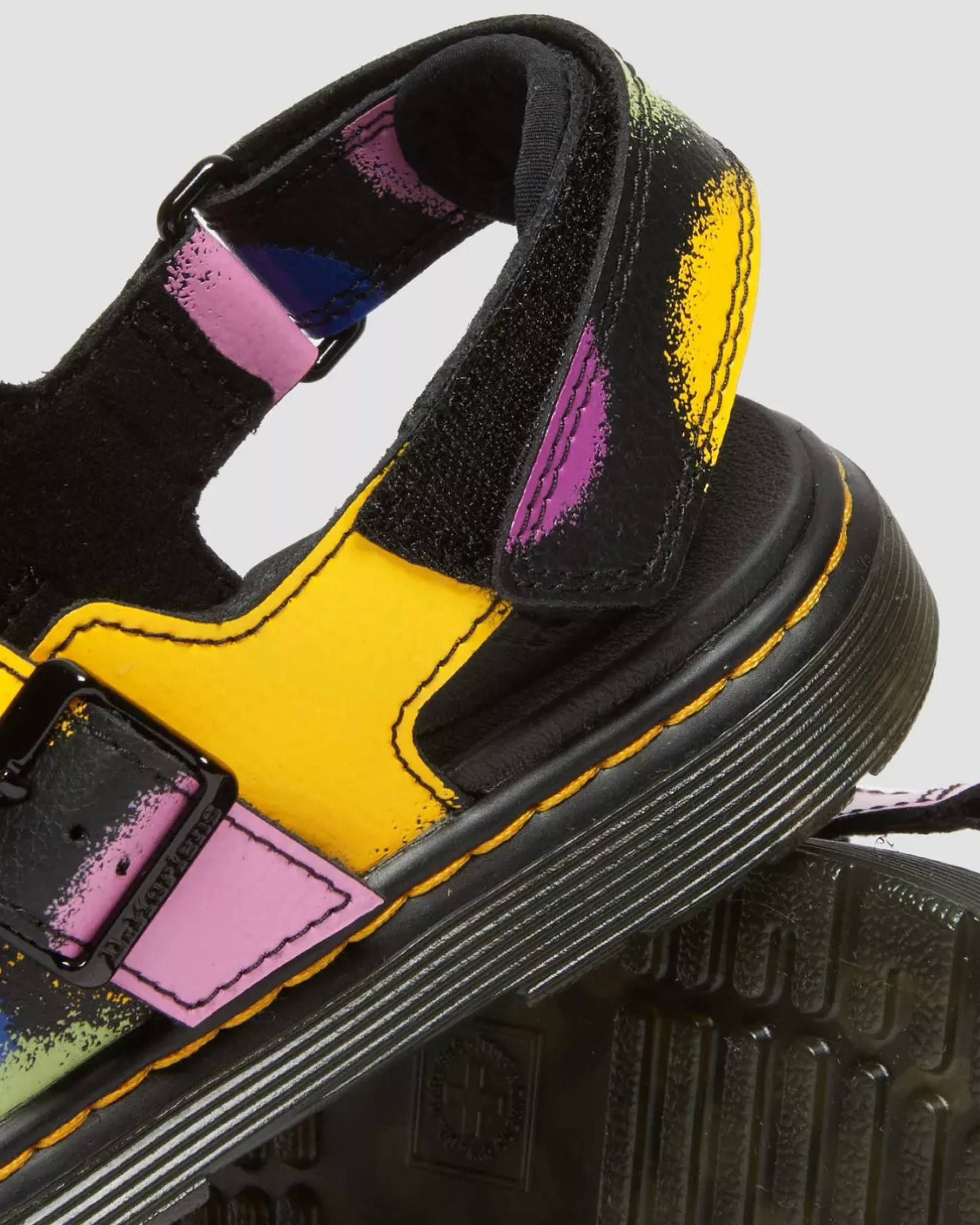 School Styles|Junior / 5-7 Years>Dr. Martens Junior Jorgie Haze Hydro Leather Slingback Mules Black