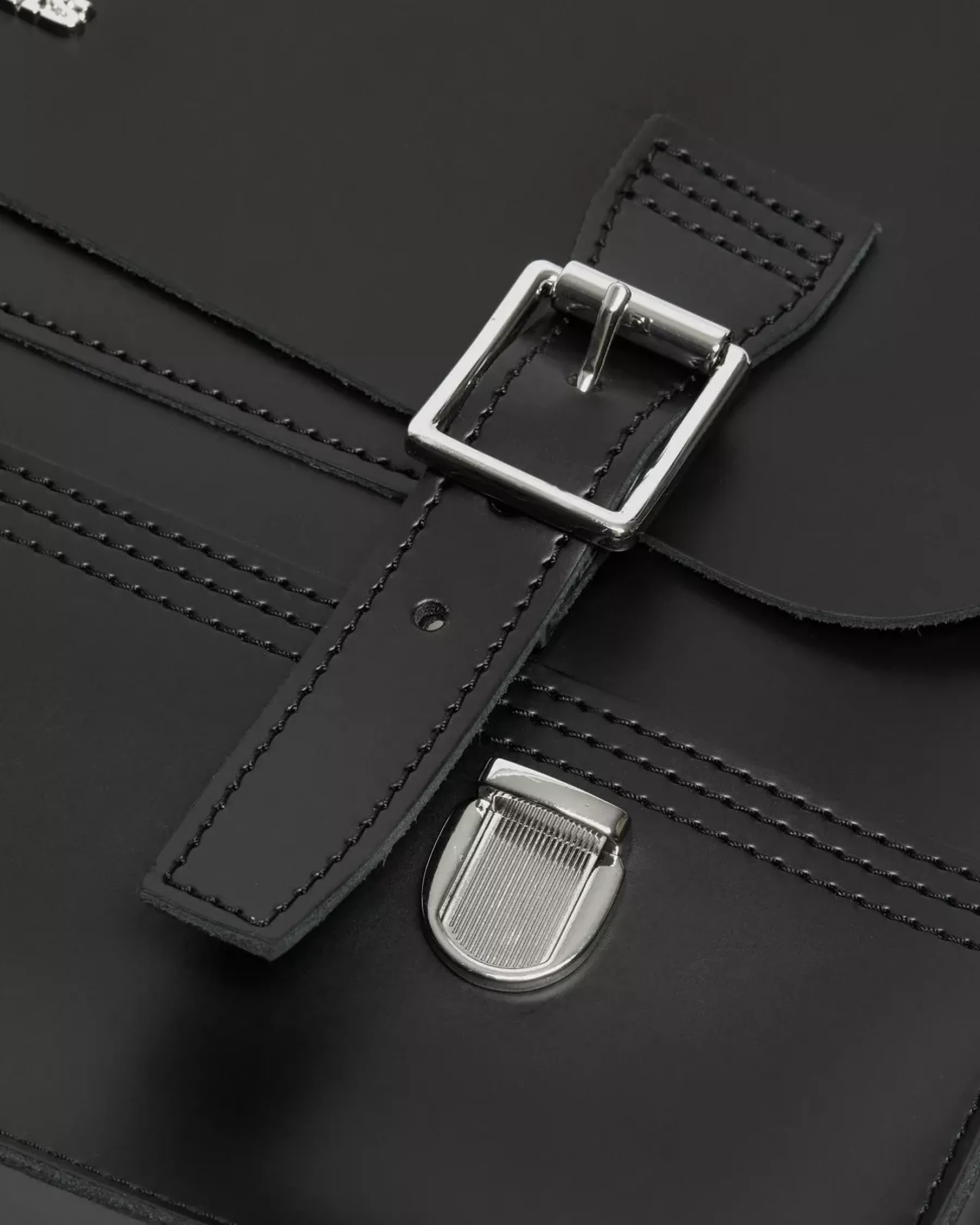 Accessories|Bags>Dr. Martens Leather Box Crossbody Messenger Bag Black — Kiev+ Smooth