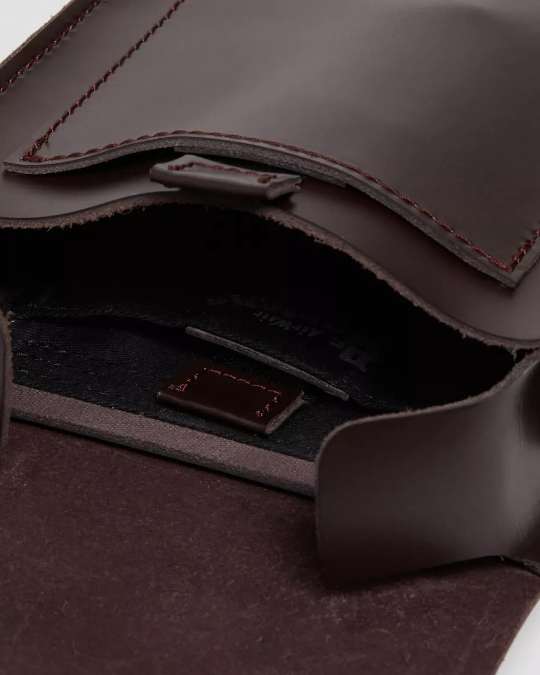 Accessories|Bags>Dr. Martens Leather Vertical Crossbody Bag Burgundy — Kiev & Smooth