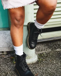 Socks|Accessories>Dr. Martens Lightweight Tech Organic Cotton Socks White — Organic Cotton Blend