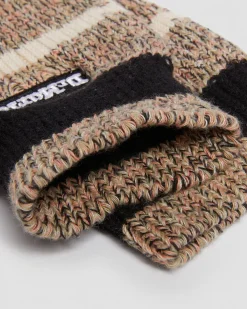 Socks|Sale><noscript><img width=