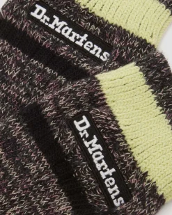 Socks|Accessories><noscript><img width=