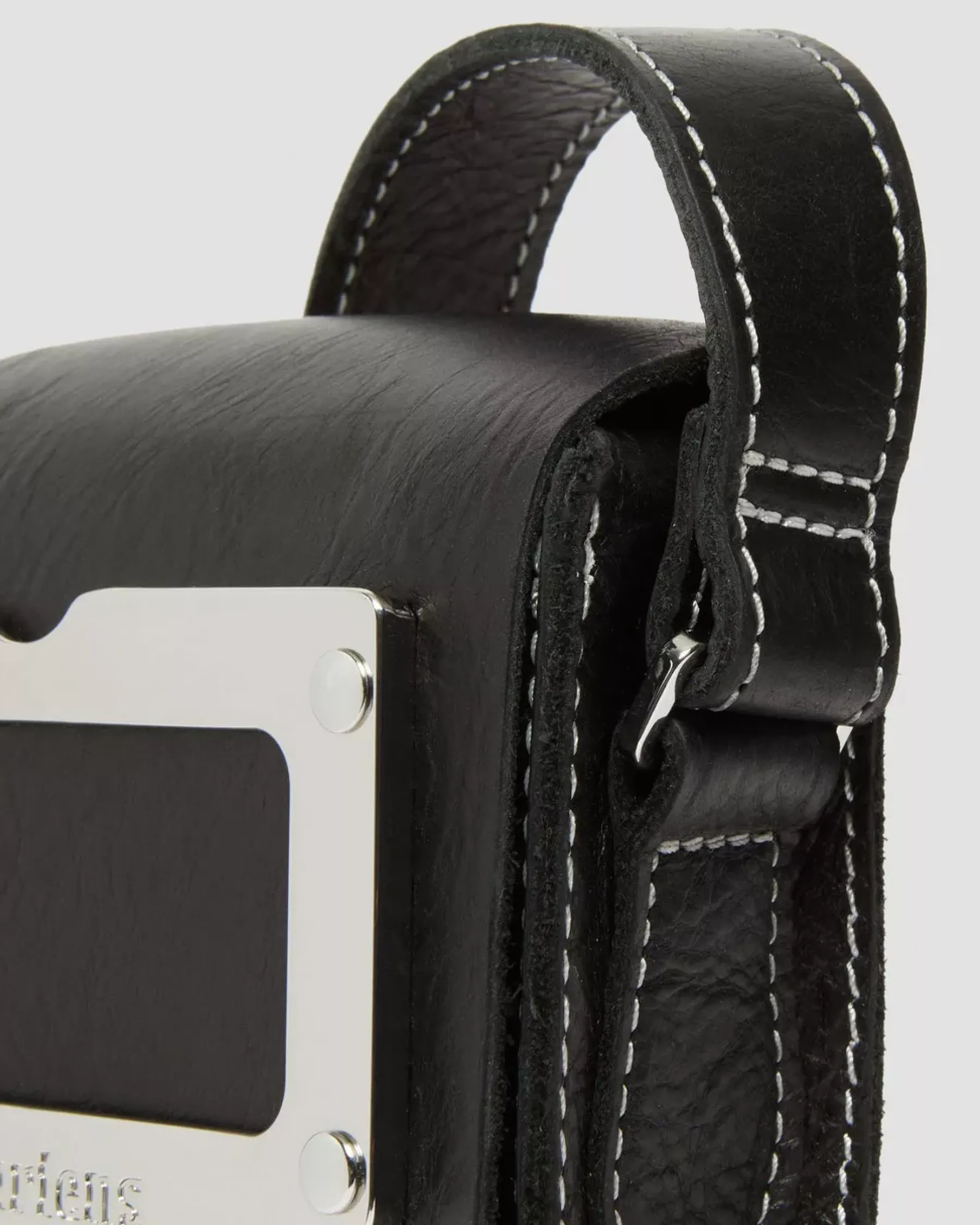Accessories|Bags>Dr. Martens Overdrive Leather Vertical Crossbody Bag Black — Overdrive
