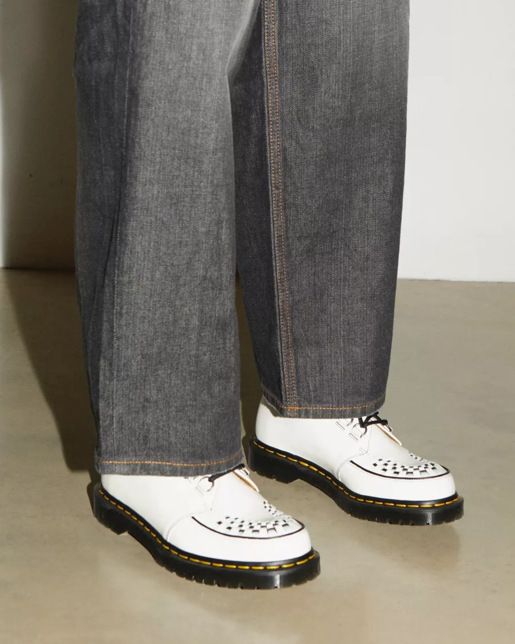 Originals|Shoes>Dr. Martens Ramsey Smooth Leather Creepers White — Smooth Leather