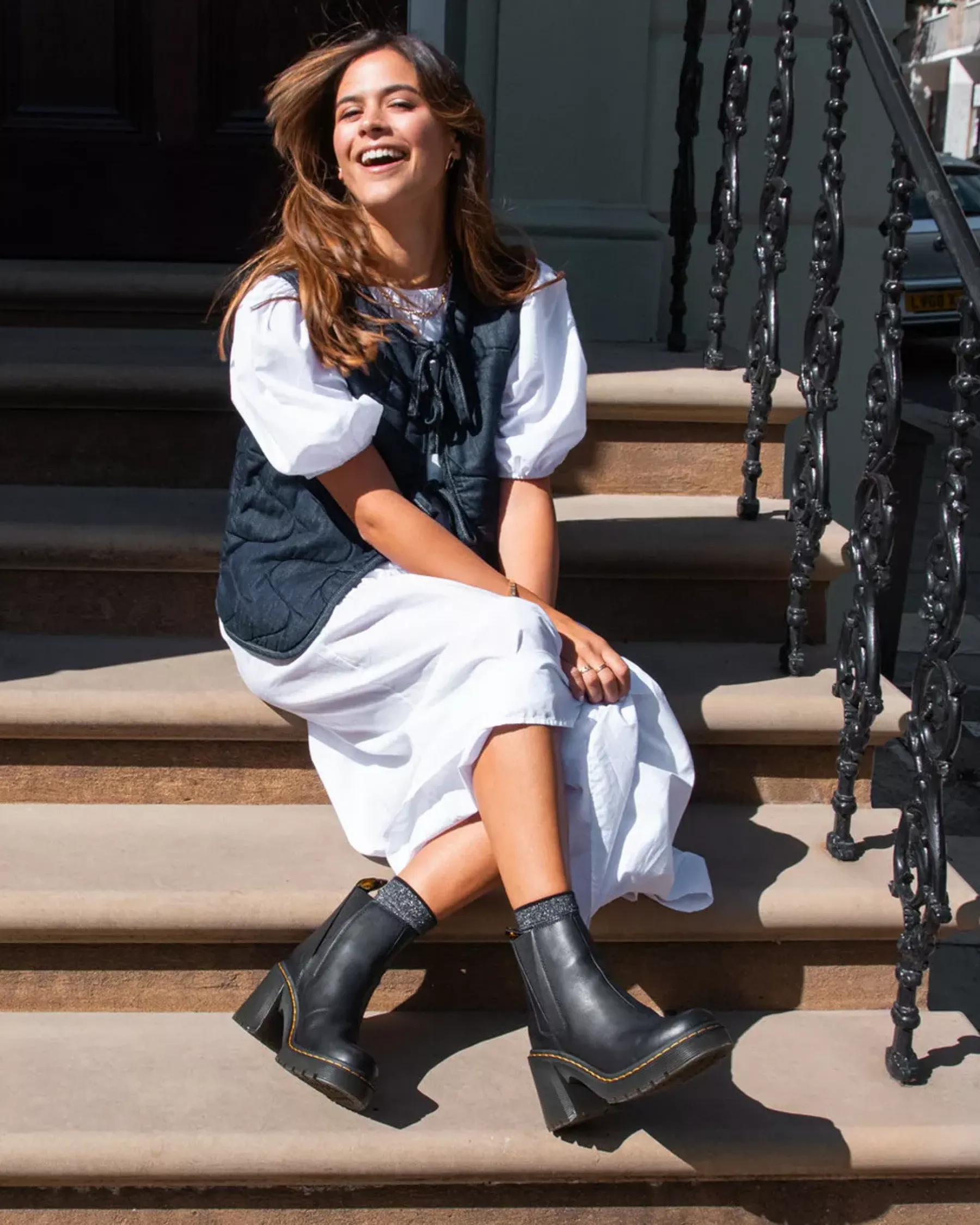 Heeled Boots|Chelsea Boots>Dr. Martens Spence Leather Flared Heel Chelsea Boots Black — Sendal