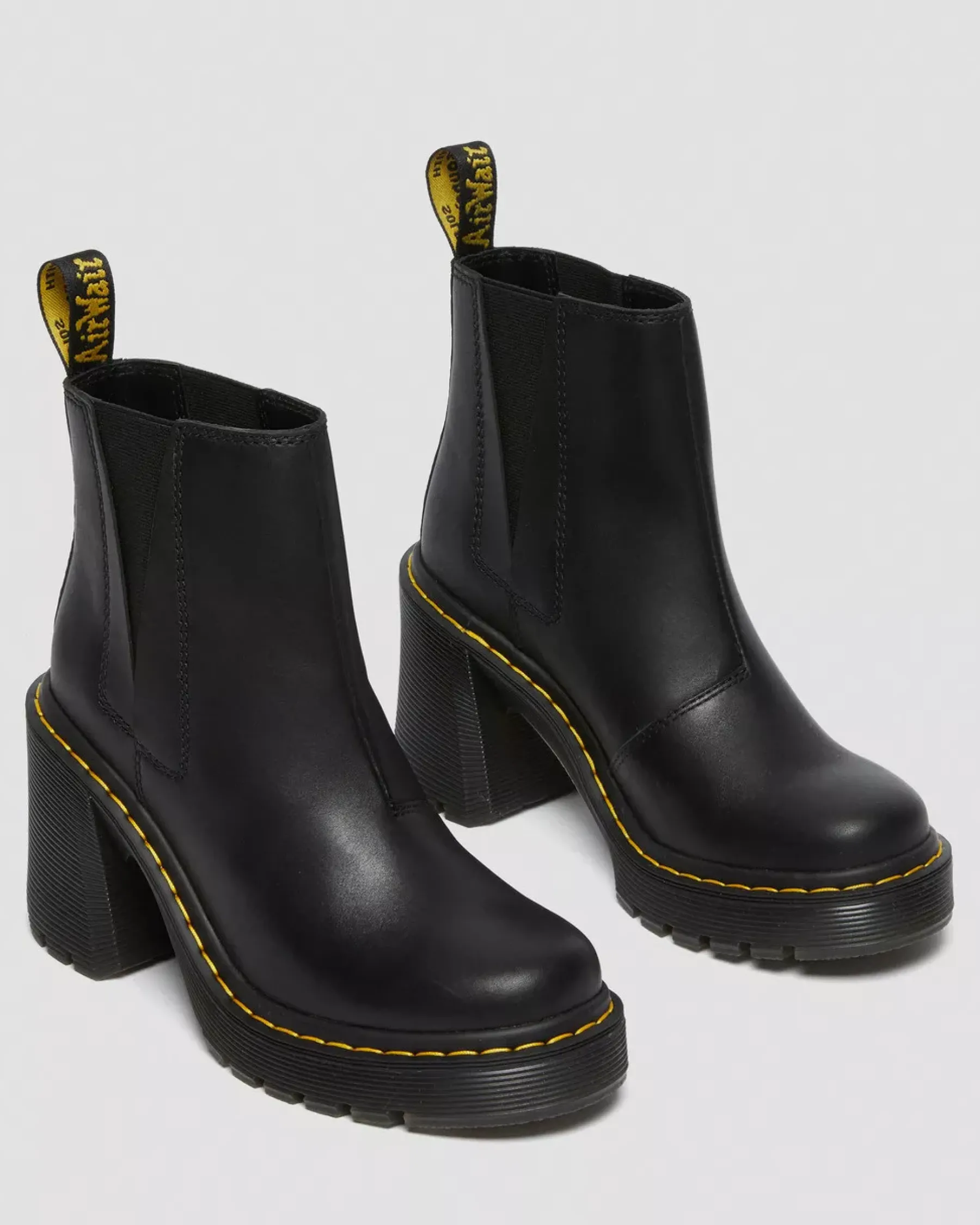 Heeled Boots|Chelsea Boots>Dr. Martens Spence Leather Flared Heel Chelsea Boots Black — Sendal