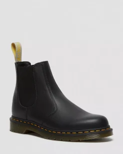 Vegan|Originals>Dr. Martens Vegan 2976 Felix Chelsea Boots Black — Felix Rub Off