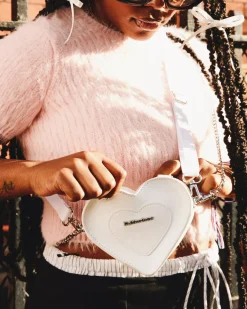 Accessories|Bags>Dr. Martens Vegan Mini Heart Shaped Bag White — Kemble Pu
