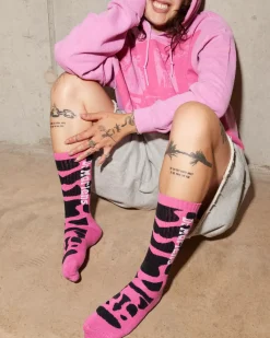 Socks|Accessories>Dr. Martens Vertical Logo Cow Print Cotton Blend Socks THRIFT PINK — Cotton Blend